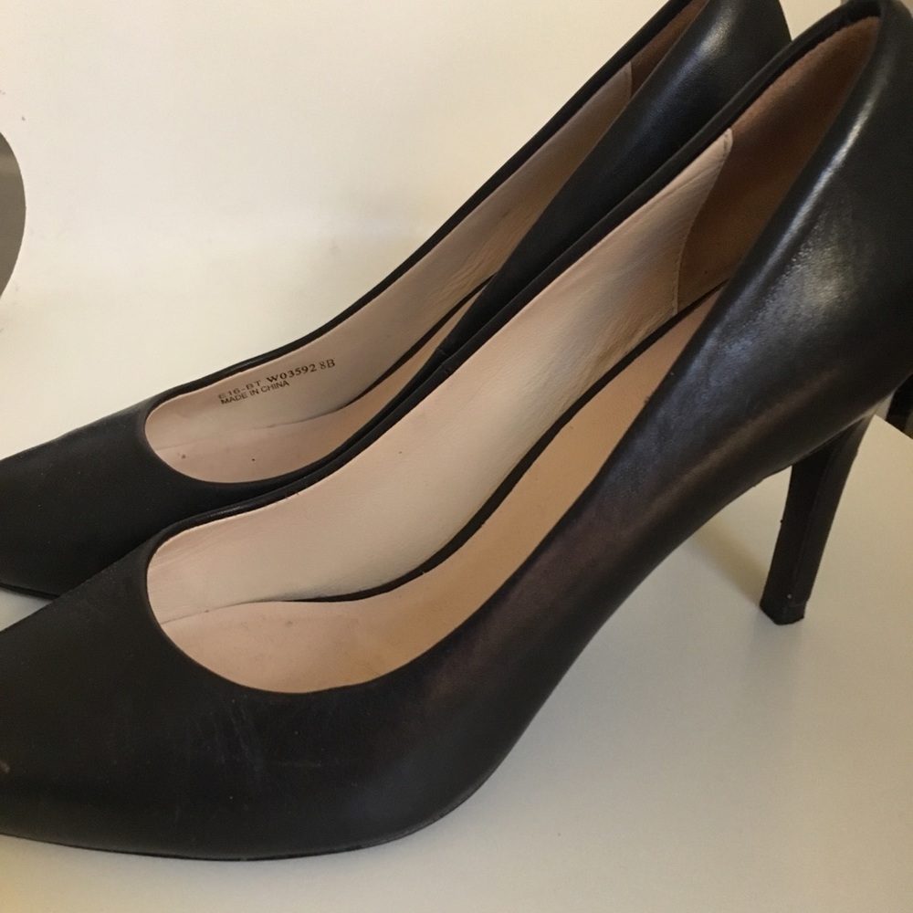 Cole Haan 3.5 inch black leather heels, size 8